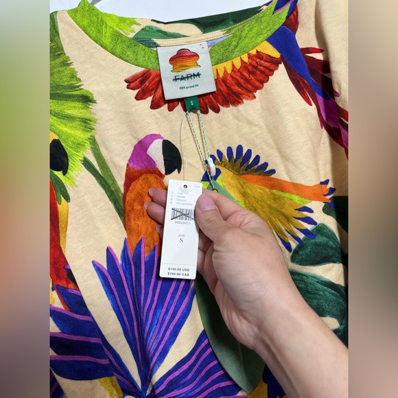 FARM RIO Sand Macaw Jungle Organic Cotton T-Shirt Dress - Picture 8 of 9